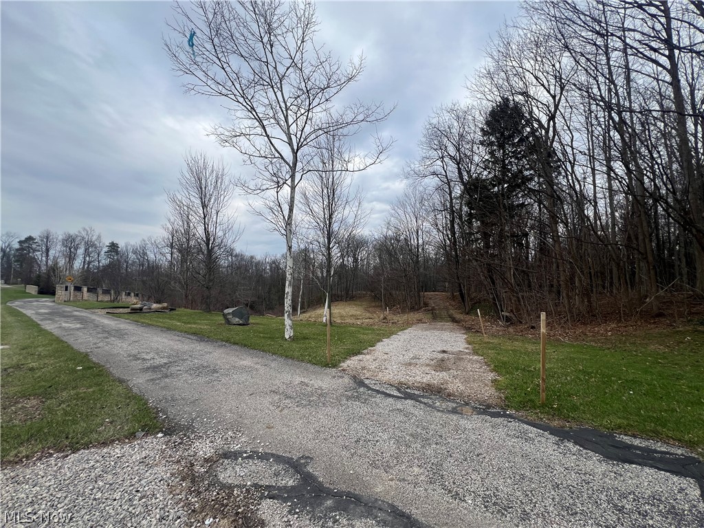 691 Som Center Road Cleveland, OH 44143 - Photo 4 of 37 Gallery Image 4