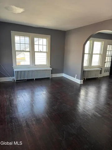 $1,600 | 105 Clermont Street, Unit 2, Albany, NY 12203