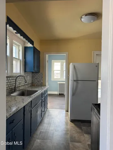 $1,600 | 105 Clermont Street, Unit 2, Albany, NY 12203