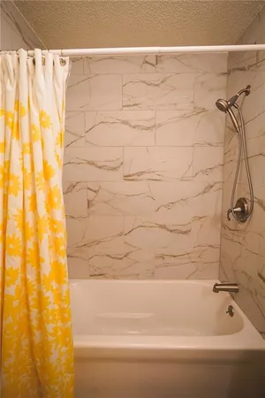 $200,000 | 1278 1830th Street, Iola, KS 66749