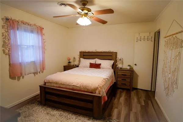 $200,000 | 1278 1830th Street, Iola, KS 66749