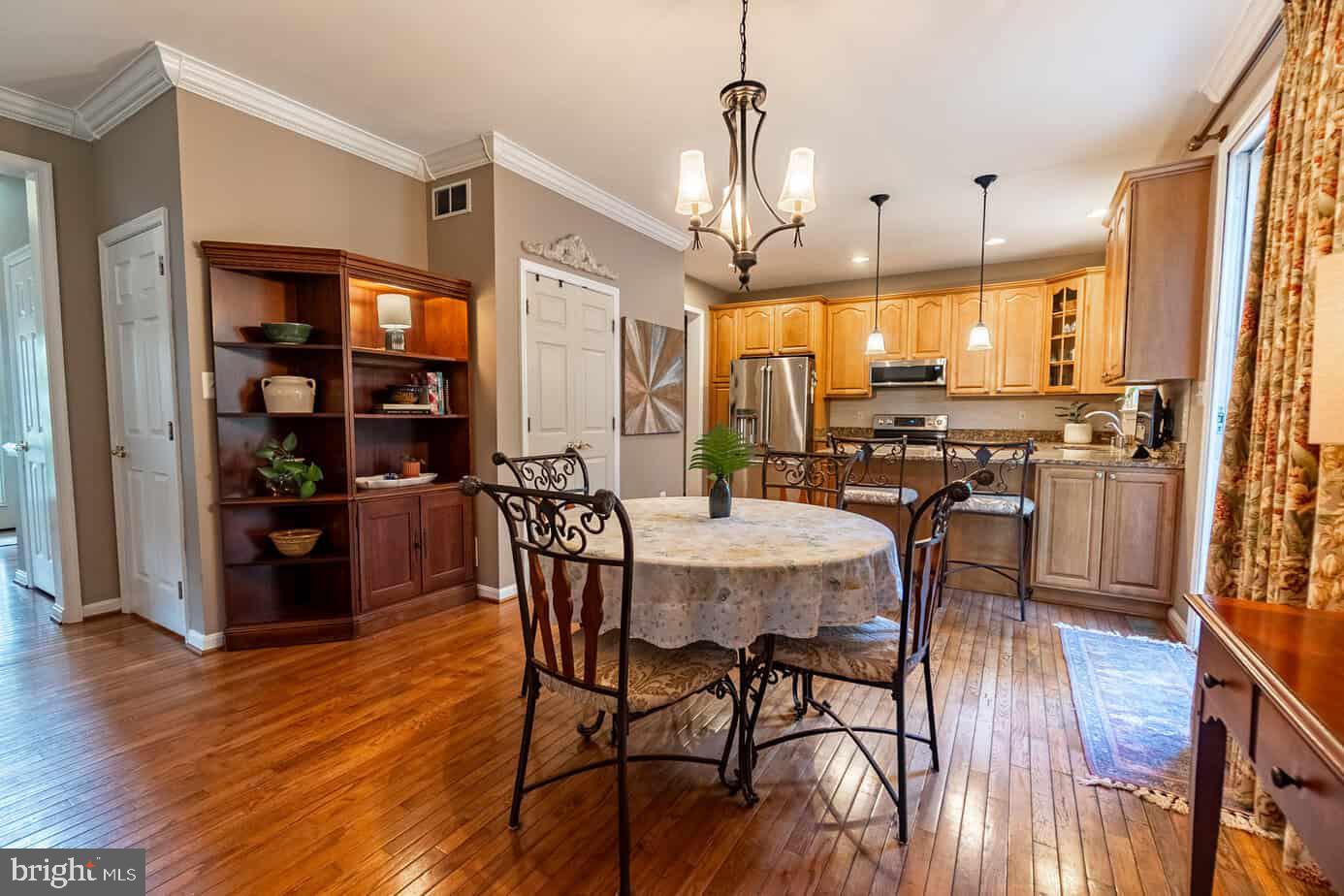15214 Old Hanover Road Upperco, MD 21155 - Photo 7 of 46 Breakfast Nook / Kitchen