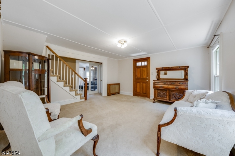 410 River Road Chatham, NJ 07928 - Photo 5 of 32