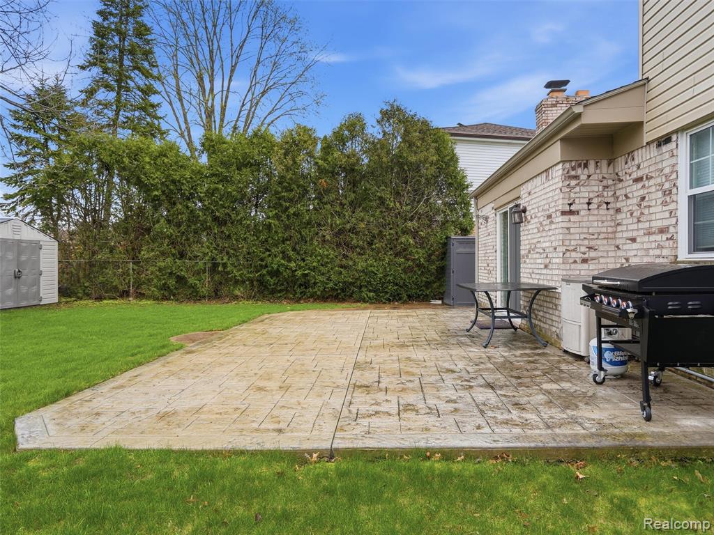 42902 Saxony Road Canton, MI 48187 - Photo 49 of 54 Gallery Image 49
