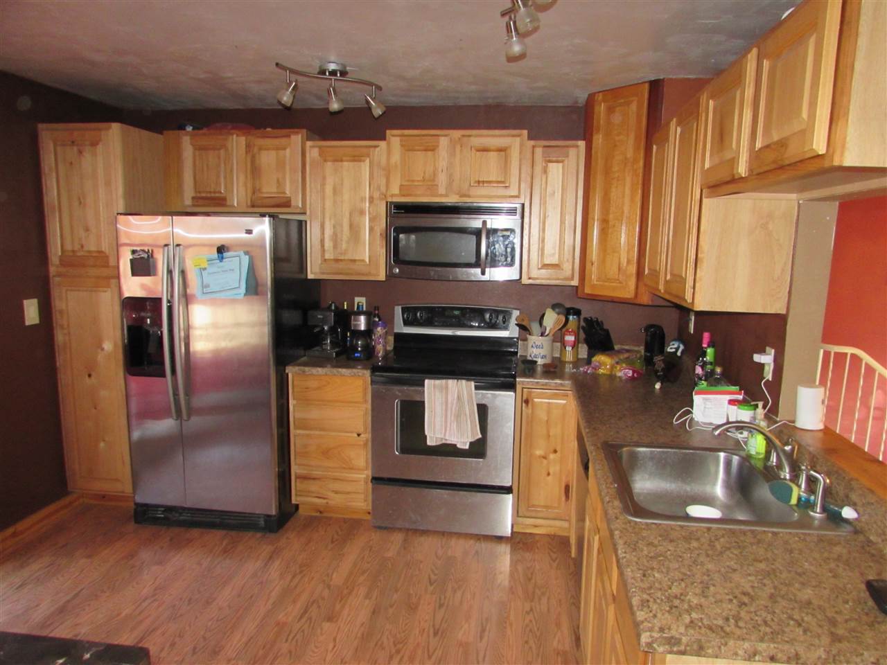 214 North Hodges Road Spokane Valley, WA 99016 - Photo 3 of 20 Gallery Image 3