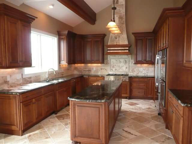 3126 Westminster Road Bettendorf, IA 52722 - Photo 5 of 12 Gallery Image 5