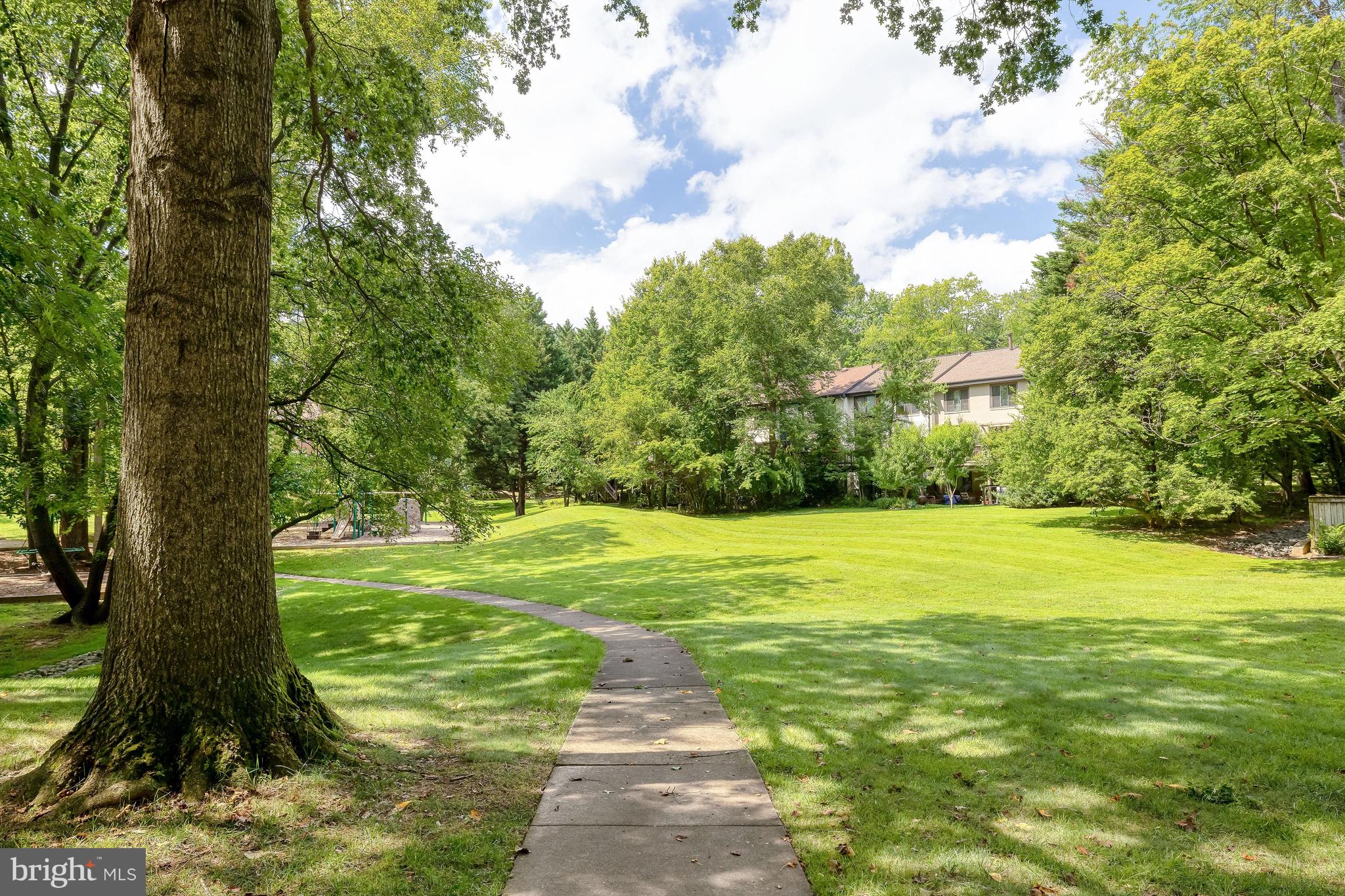 2120 Golf Course Drive Reston, VA 20191 - Photo 53 of 63 Walking paths in the community.