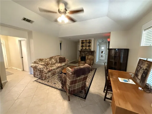 $249,900 | 2048 Saulet Place, Harvey, LA 70058