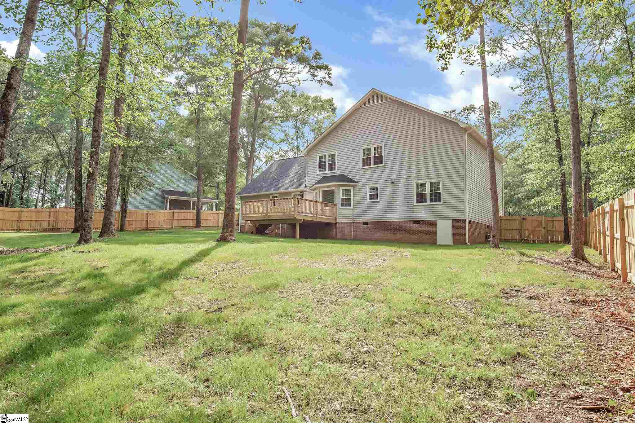 813 Brooks Road Mauldin, SC 29662 - Photo 2 of 36 Gallery Image 2