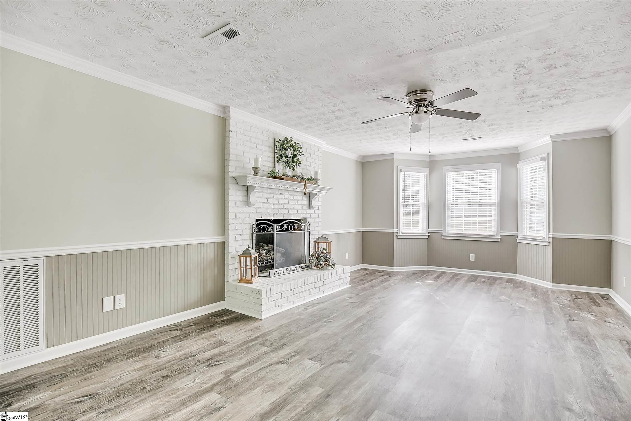 813 Brooks Road Mauldin, SC 29662 - Photo 15 of 36 Gallery Image 15