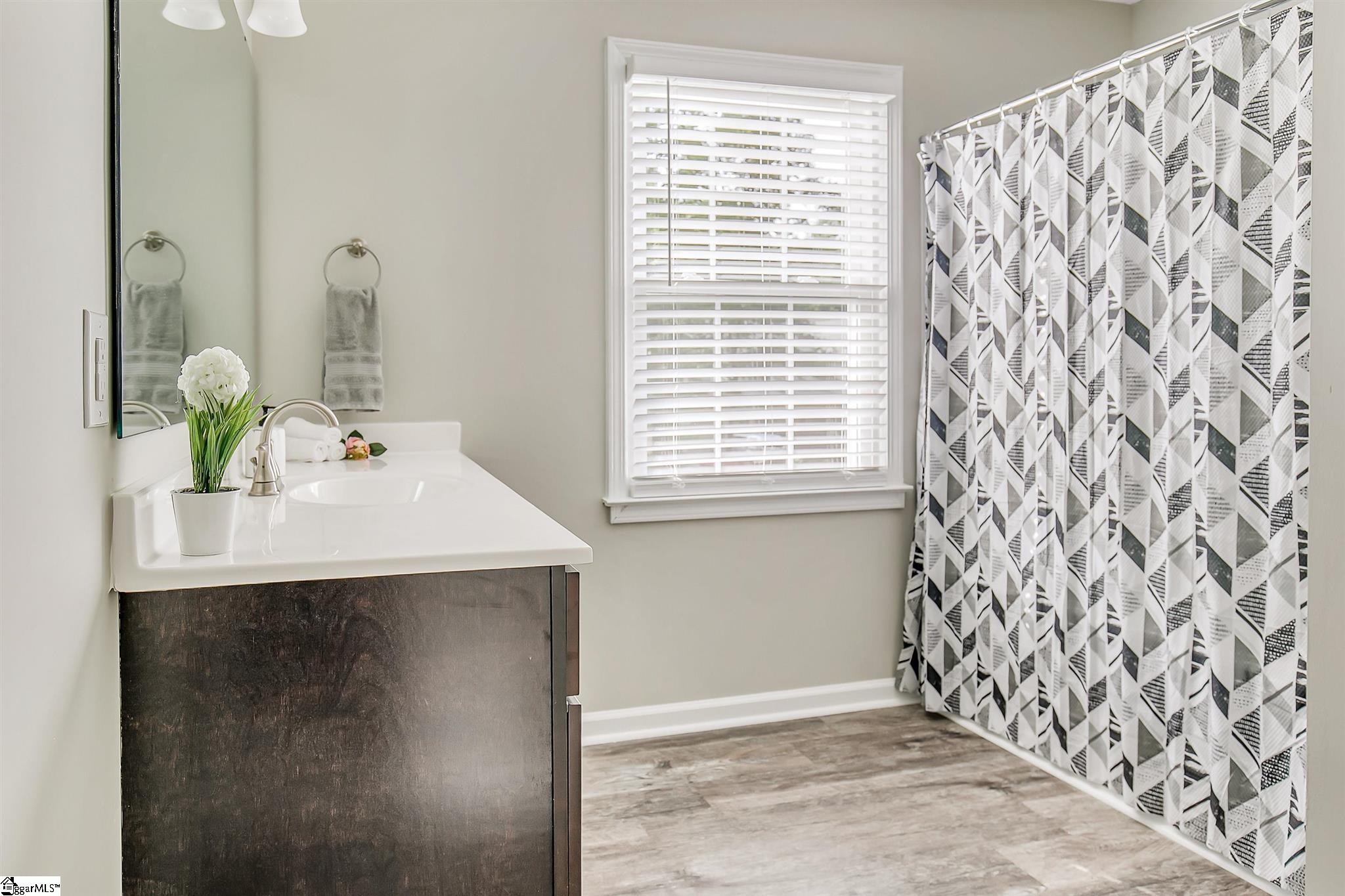 813 Brooks Road Mauldin, SC 29662 - Photo 26 of 36 Gallery Image 26
