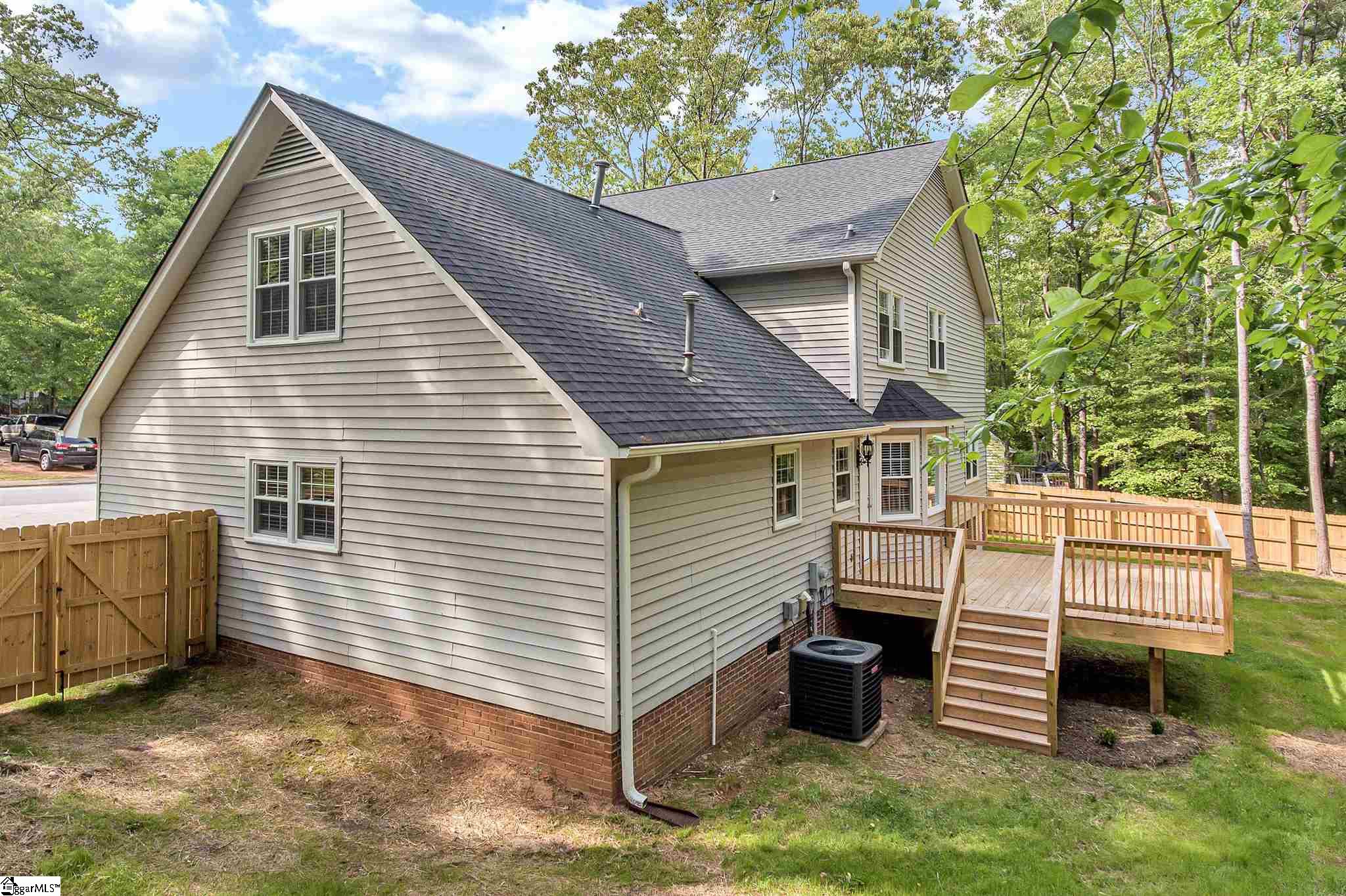813 Brooks Road Mauldin, SC 29662 - Photo 32 of 36 Gallery Image 32