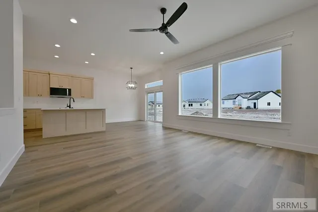 $419,000 | 6251 Fenwood Lane, Ammon, ID 83406