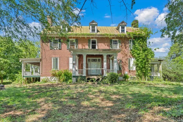 $1,150,000 | 320 Huntington Boulevard Northeast, Roanoke, VA 24012