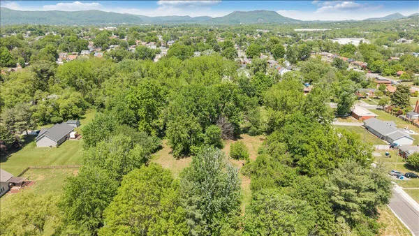 $1,150,000 | 320 Huntington Boulevard Northeast, Roanoke, VA 24012