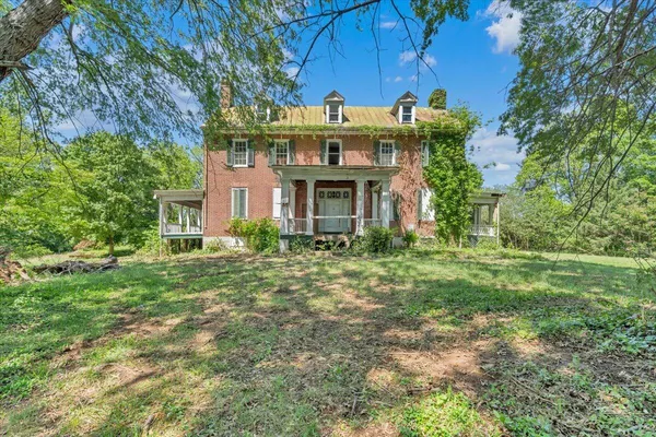 $1,150,000 | 320 Huntington Boulevard Northeast, Roanoke, VA 24012