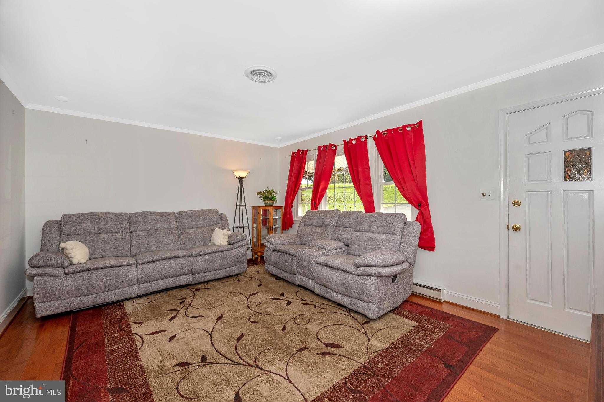 3005 Michael Road Mount Airy, MD 21771 - Photo 22 of 69 Living Room