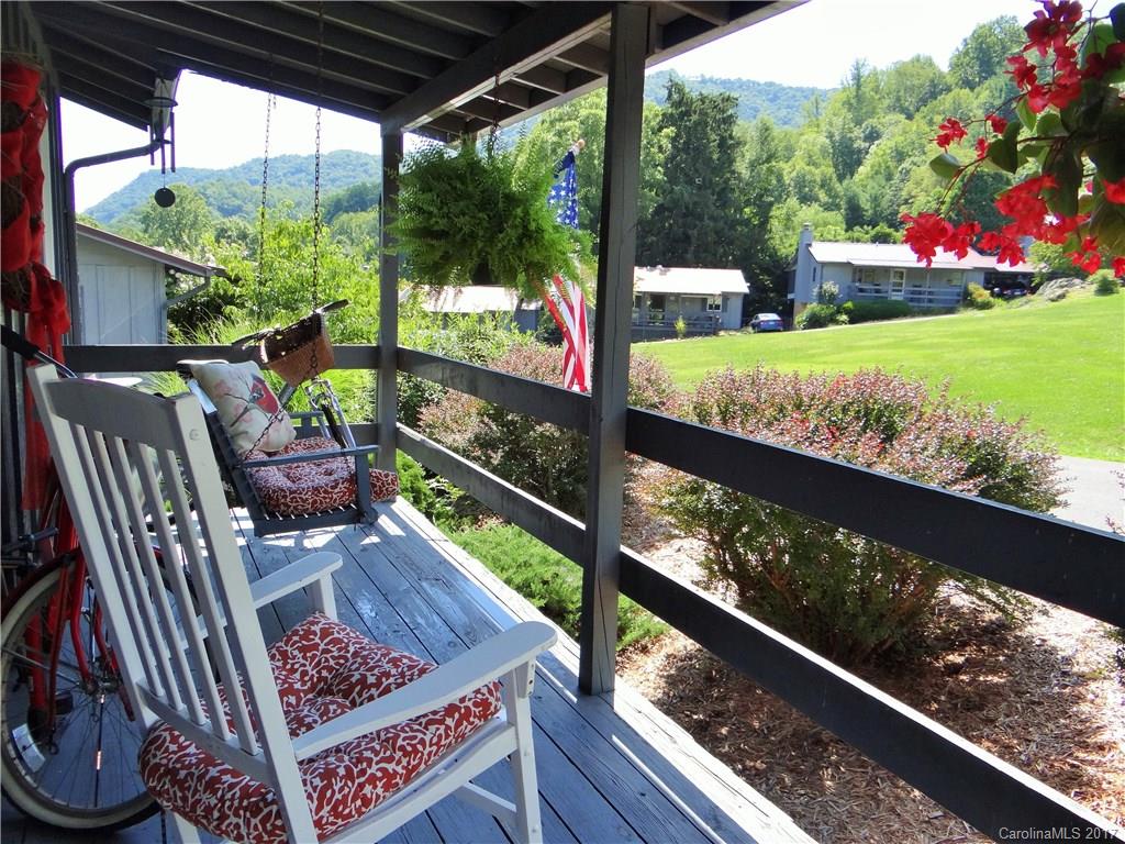 122 Raven Ridge, Unit 122 Maggie Valley, NC 28751 - Photo 2 of 16 Gallery Image 2