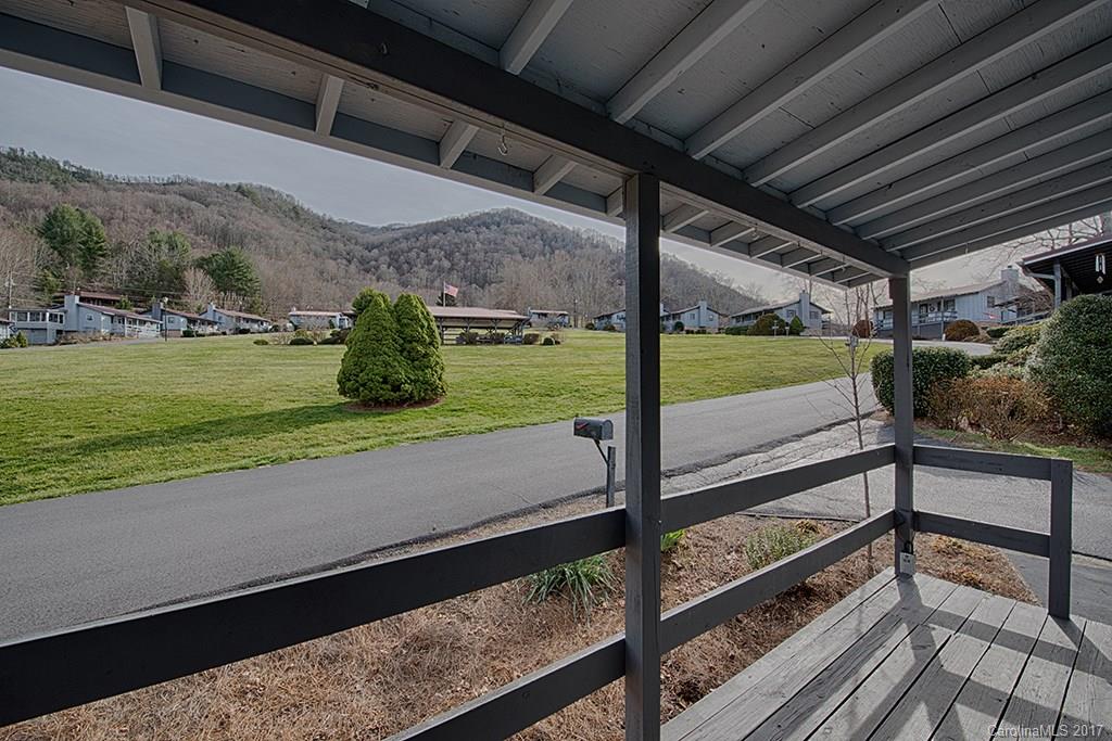 122 Raven Ridge, Unit 122 Maggie Valley, NC 28751 - Photo 4 of 16 Gallery Image 4