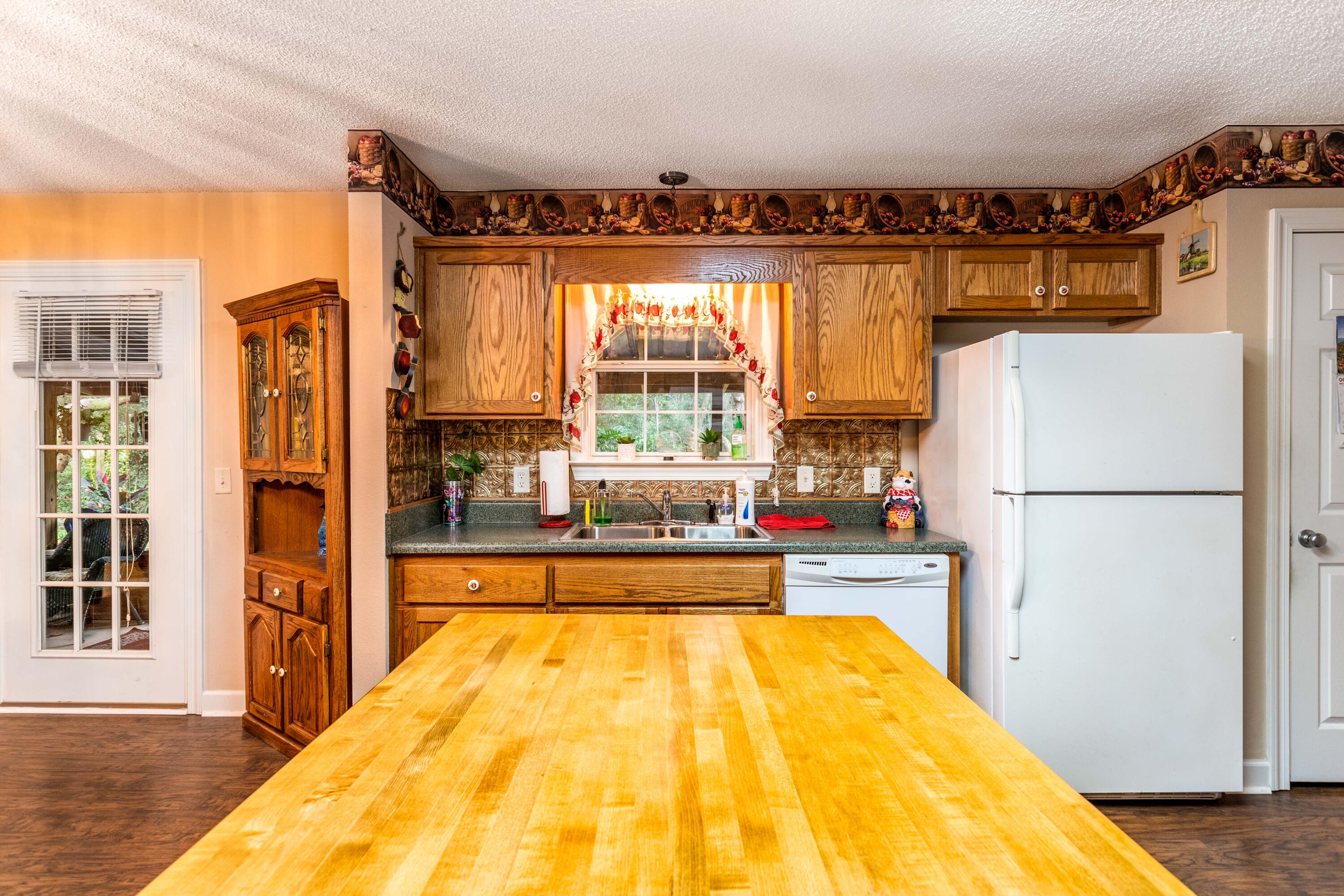 2881 Ola Broxson Road Navarre, FL 32566 - Photo 12 of 45 Gallery Image 12
