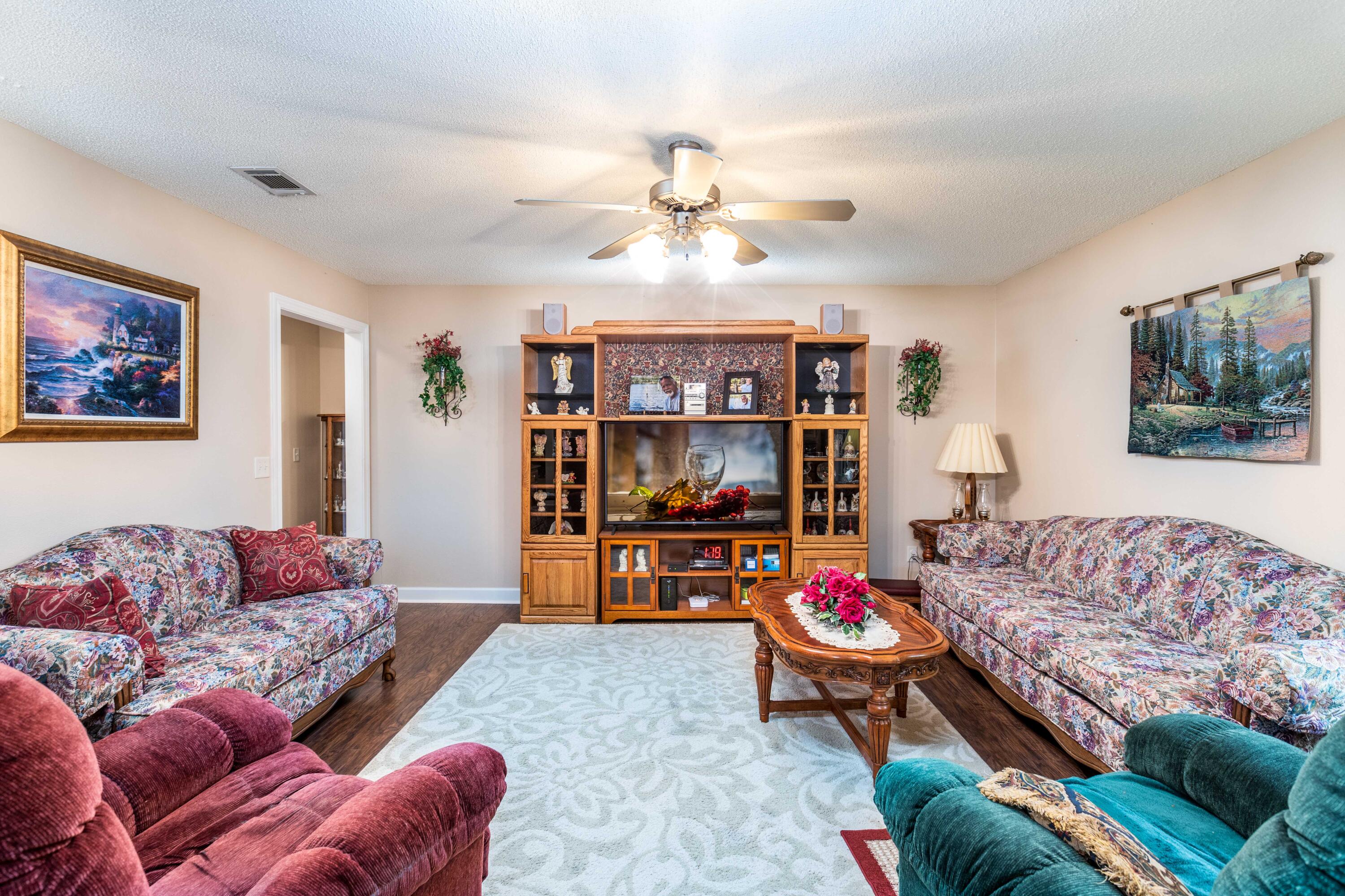 2881 Ola Broxson Road Navarre, FL 32566 - Photo 17 of 45 Gallery Image 17