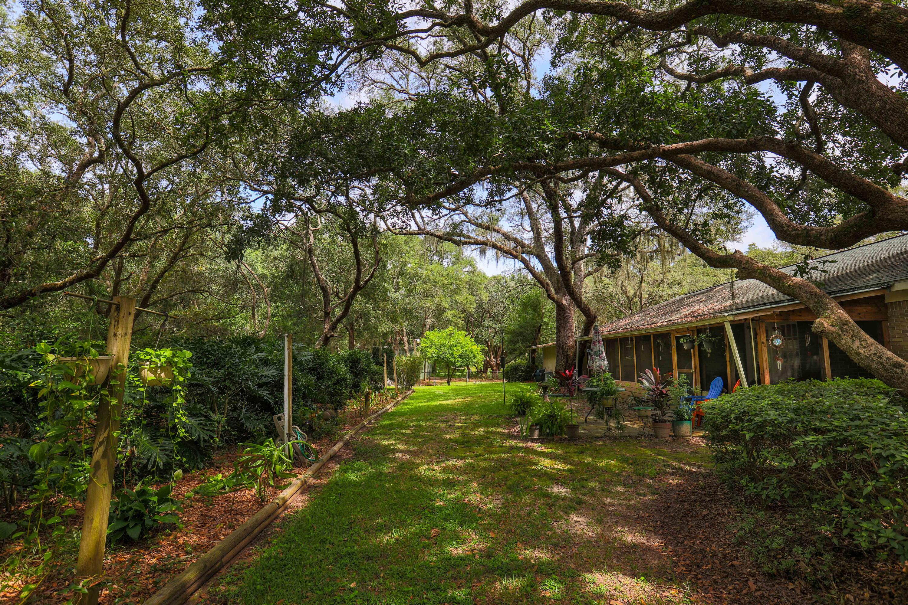 2881 Ola Broxson Road Navarre, FL 32566 - Photo 40 of 45 Gallery Image 40