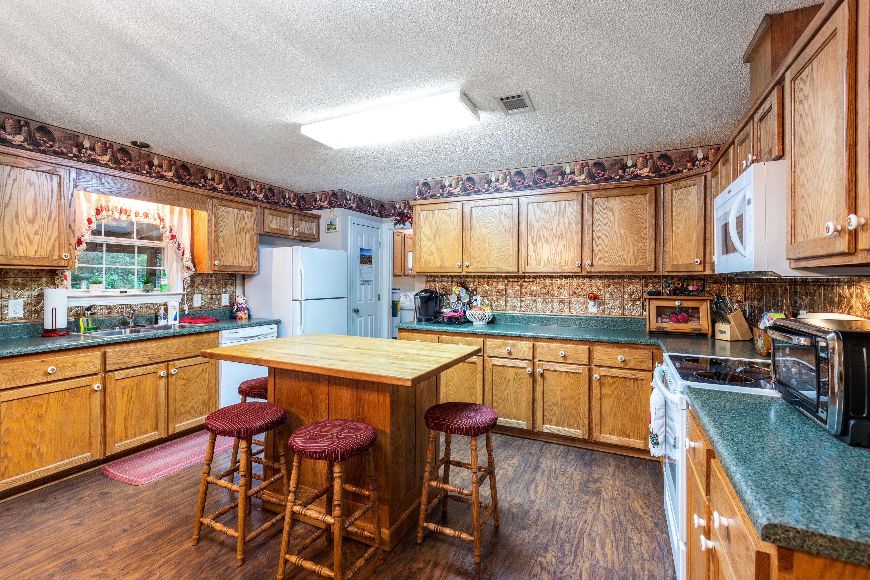 2881 Ola Broxson Road Navarre, FL 32566 - Photo 8 of 45 Gallery Image 8