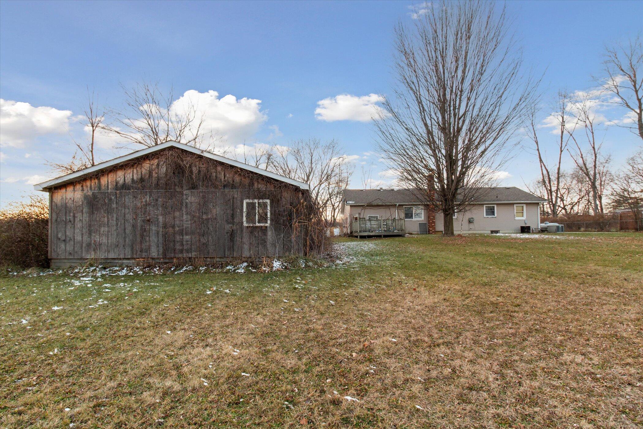 819 South Bull Run Road Fowlerville, MI 48836 - Photo 17 of 21 20-819-S-Bull-Run-Rd-Fowlerville-MI-4883