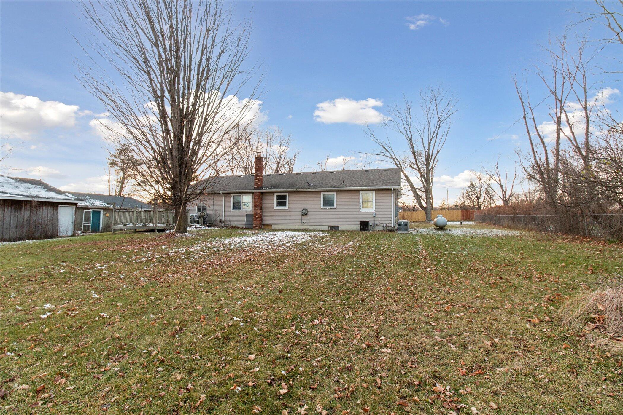 819 South Bull Run Road Fowlerville, MI 48836 - Photo 19 of 21 22-819-S-Bull-Run-Rd-Fowlerville-MI-4883