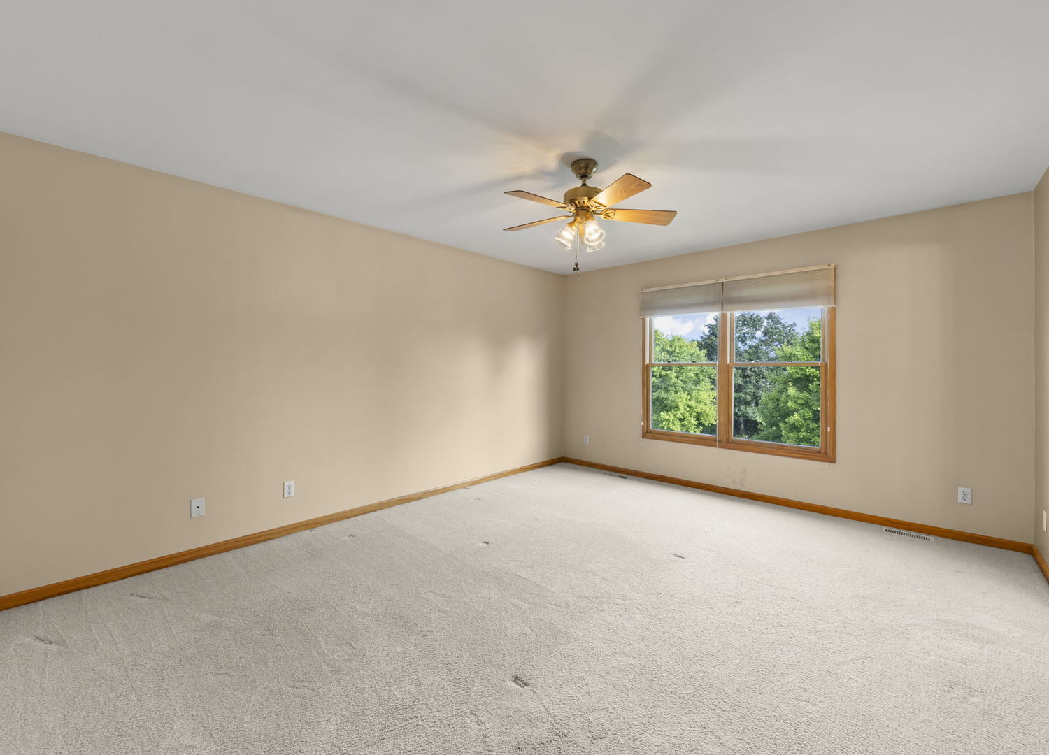 129 Devonshire Drive DeKalb, IL 60115 - Photo 11 of 24