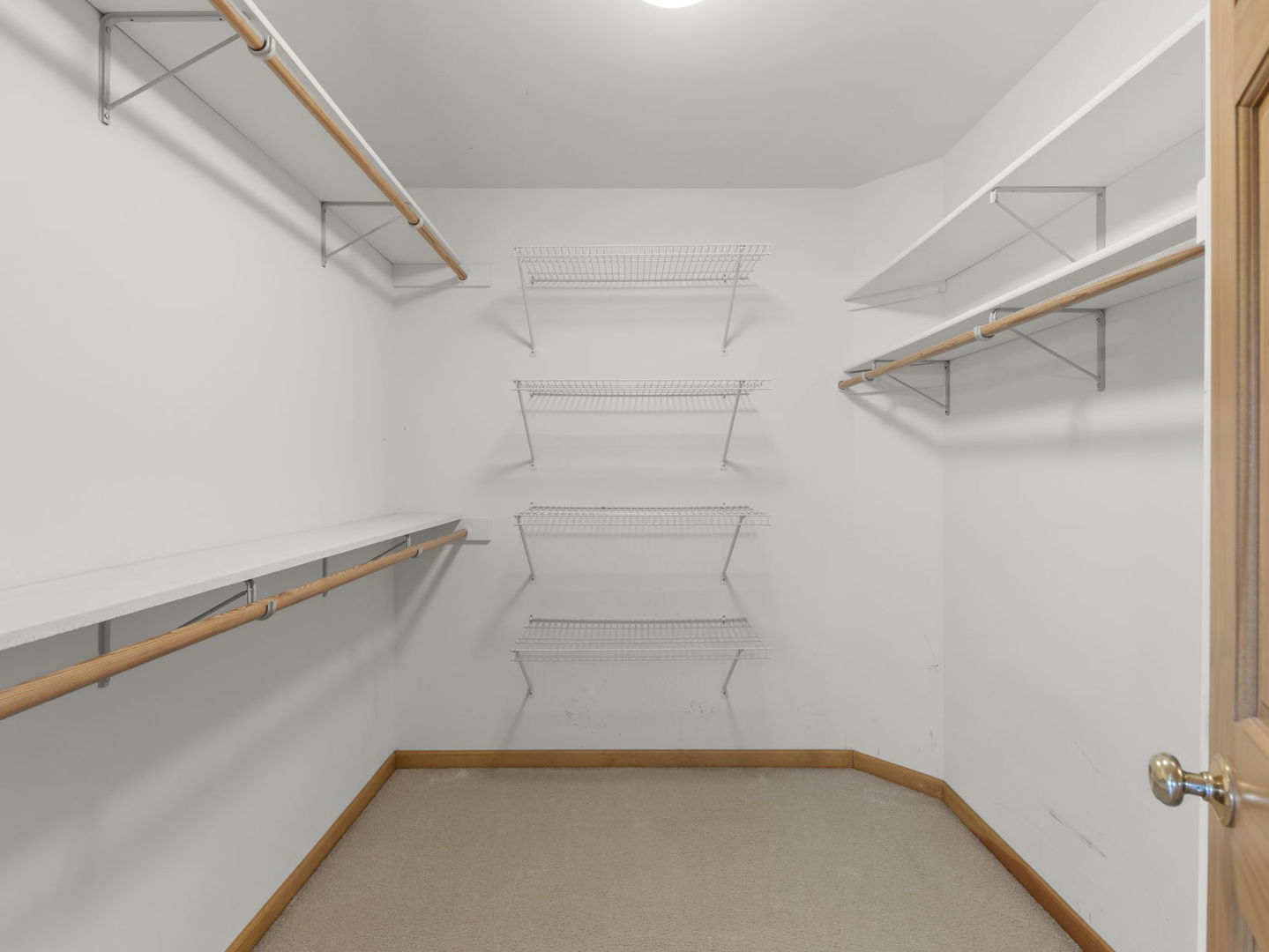 129 Devonshire Drive DeKalb, IL 60115 - Photo 14 of 24