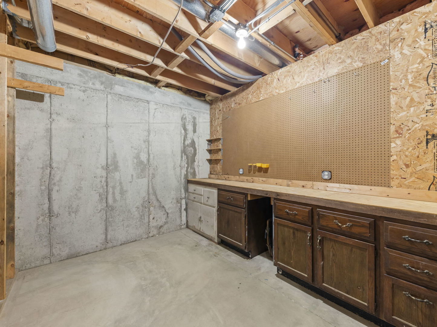 129 Devonshire Drive DeKalb, IL 60115 - Photo 19 of 24