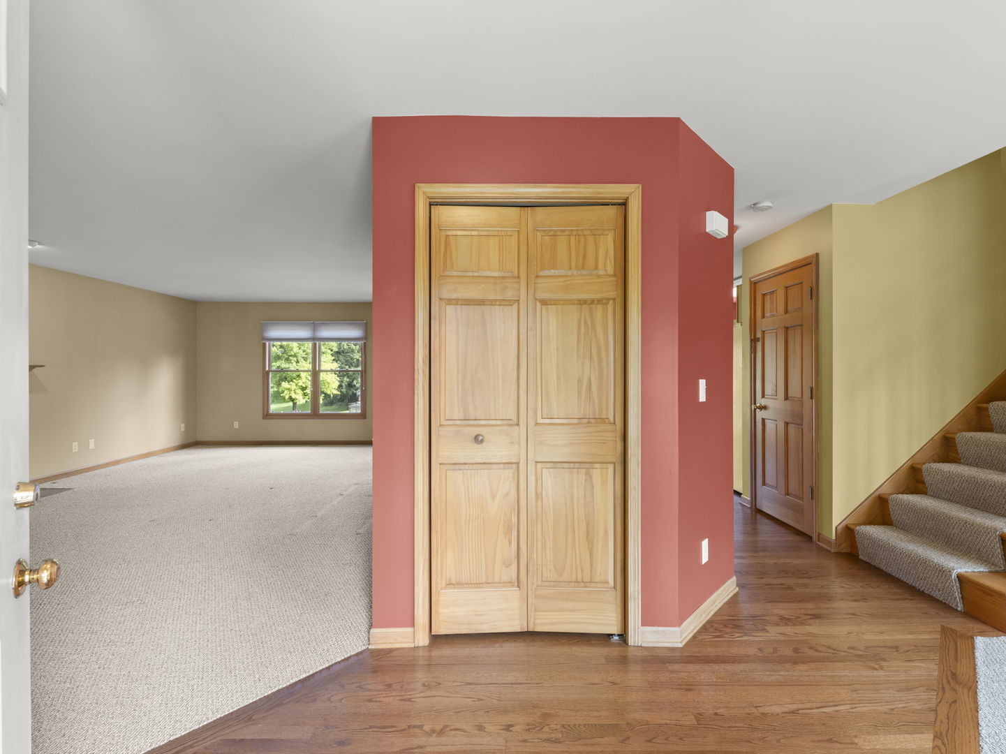 129 Devonshire Drive DeKalb, IL 60115 - Photo 5 of 24