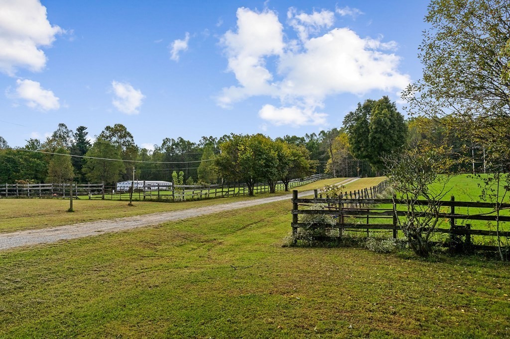 11645 Bockman Way Sparta, TN 38583 - Photo 23 of 44