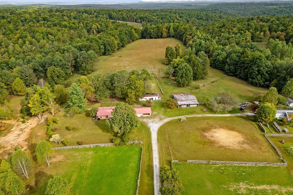 11645 Bockman Way Sparta, TN 38583 - Photo 4 of 44