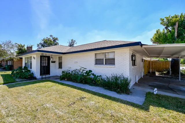 $2,095 | 5429 De Lange Lane, Houston, TX 77092