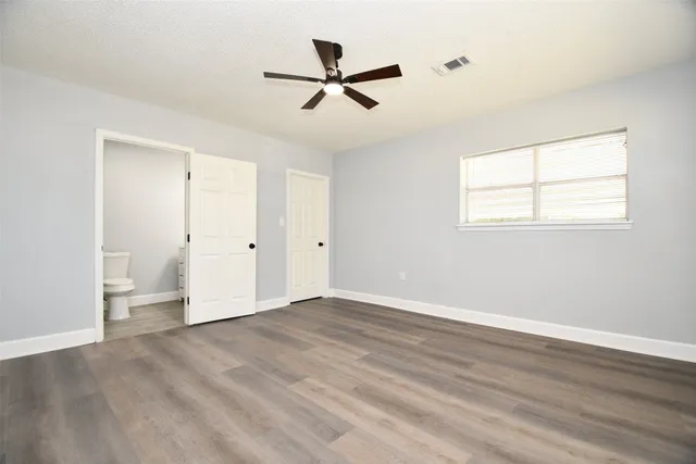 $2,095 | 5429 De Lange Lane, Houston, TX 77092