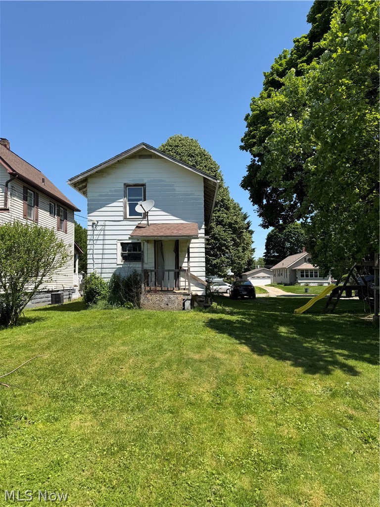 226 2nd Street Southwest Brewster, OH 44613 - Photo 5 of 17