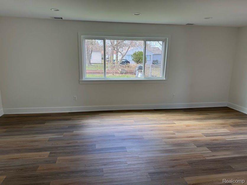 25169 Hayes Road Warren, MI 48089 - Photo 14 of 15