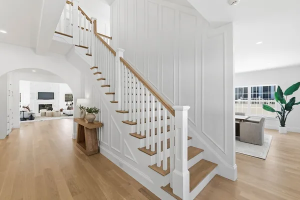 $3,650,000 | 40 Foxcroft Road, Winchester, MA 01890