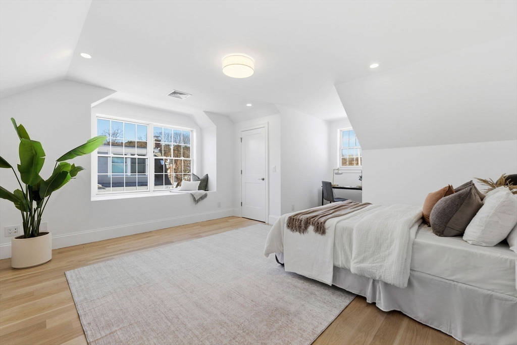 40 Foxcroft Road Winchester, MA 01890 - Photo 31 of 42