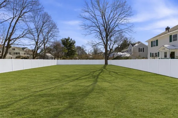 $3,650,000 | 40 Foxcroft Road, Winchester, MA 01890