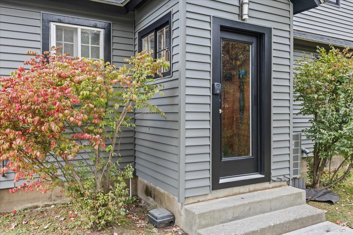 661 Mountain Road Stowe, VT 05672 - Photo 29 of 42 Gallery Image 29