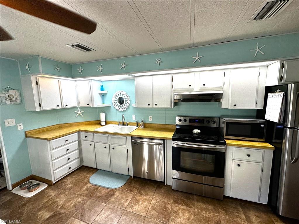 270 Indian Key Lane, Unit 264 Naples, FL 34114 - Photo 2 of 29