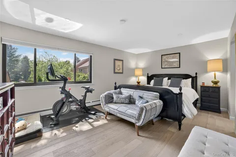 $679,000 | 218 Tree Top Crescent, Rye Brook, NY 10573