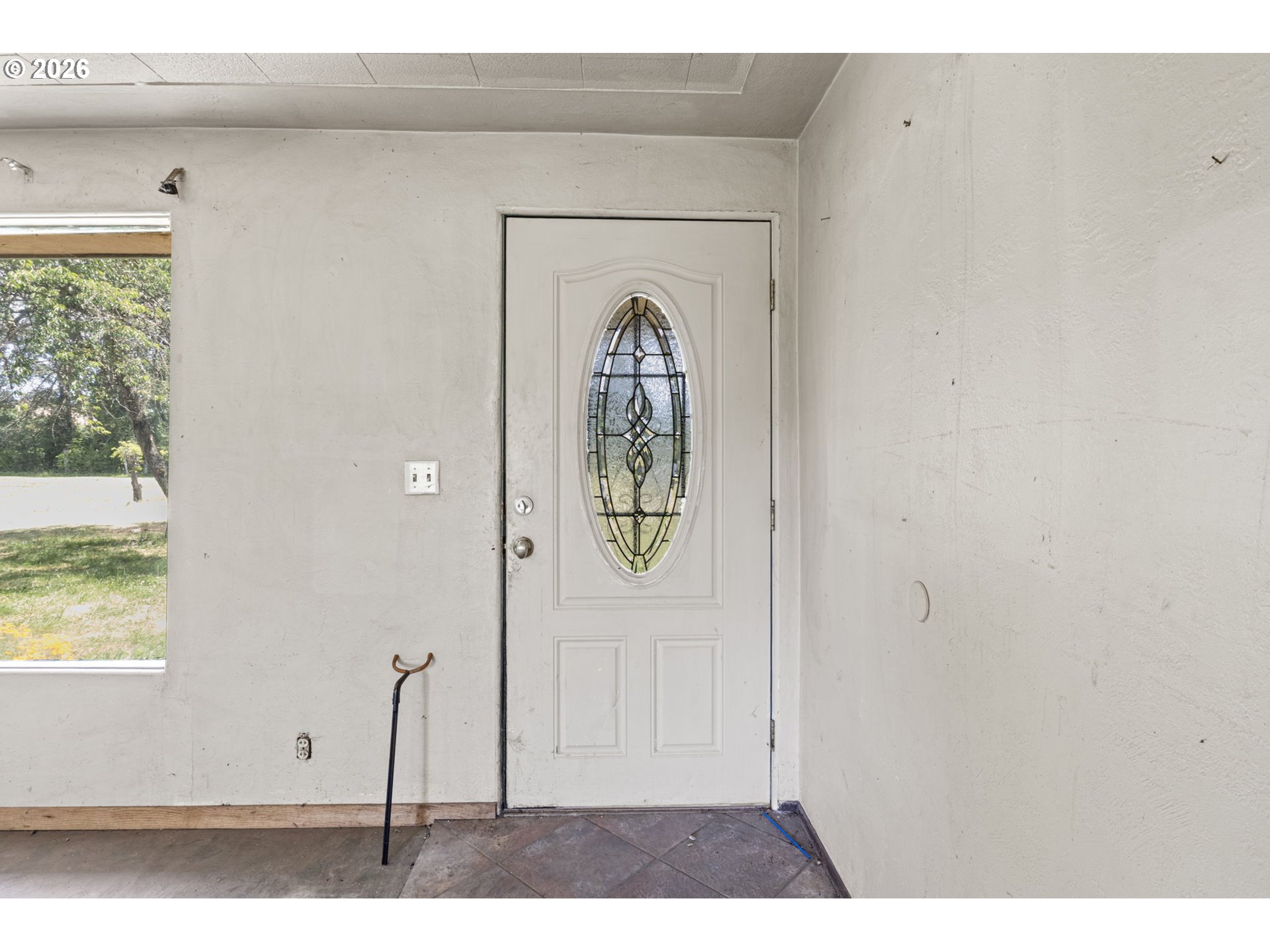 308 Helweg Road Winston, OR 97496 - Photo 4 of 48 Gallery Image 4