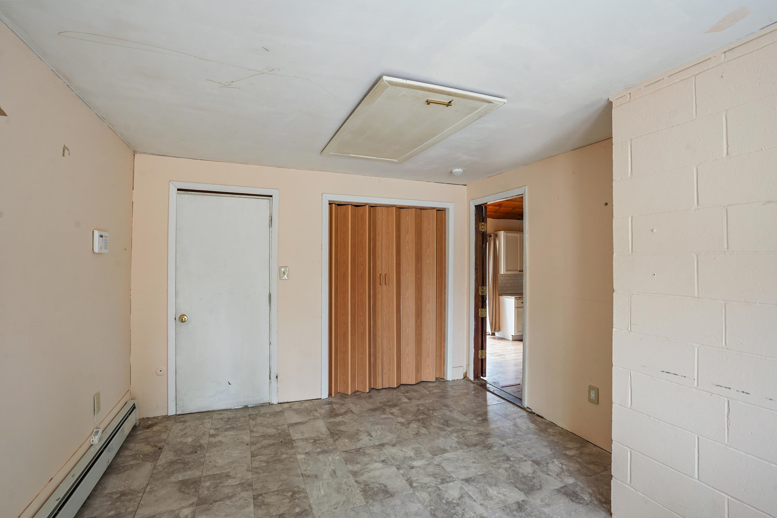 43 Snow Road Goffstown, NH 03045 - Photo 9 of 42 Gallery Image 9