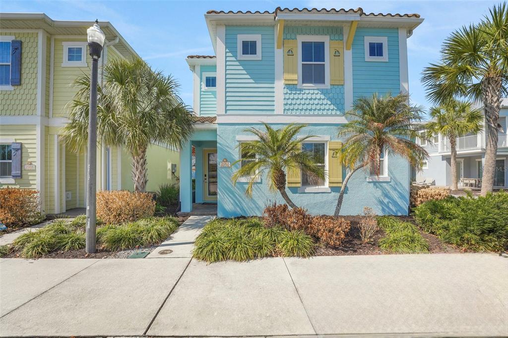 2968 Salted Rim Road Kissimmee, FL 34747 - Photo 38 of 86 a front view of a house with garden