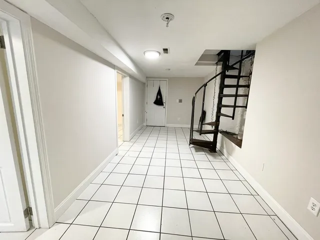 $3,100 | 733 Parker Street, Unit 1, Boston, MA 02120