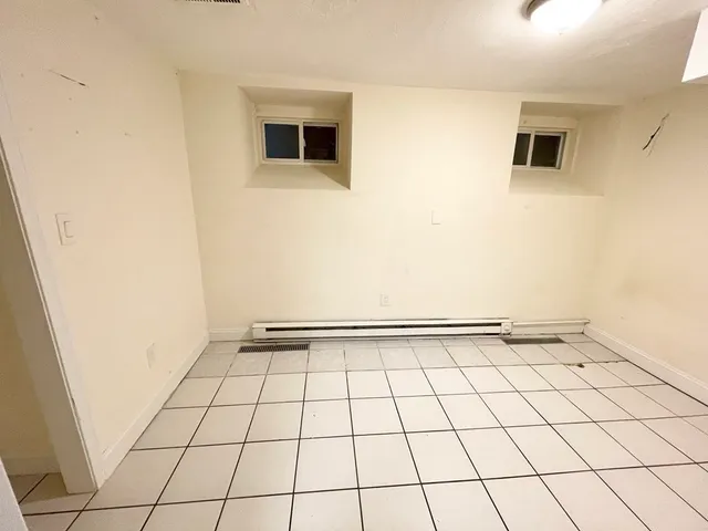 $3,100 | 733 Parker Street, Unit 1, Boston, MA 02120